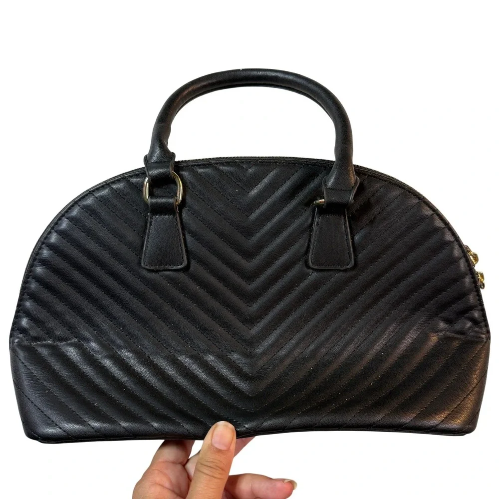 Christian Lacroix Y2K Satchel Purse Womens Medium‎ Blk Good Chevron Quilted Dome